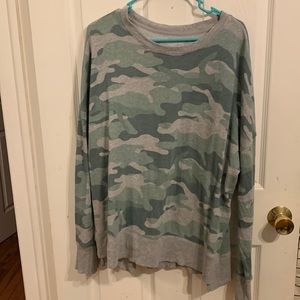 Camo crew neck